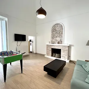 https://4cats-alloggio-incantevole-in-centro.lecce-hotels.com