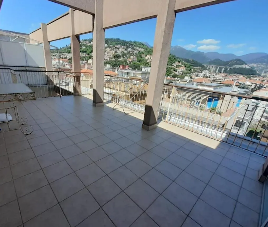 Apartment Attico Sul Mare Con Balcone Sulla Spiaggia E Terrazza Solarium Di 25 Mq Italy